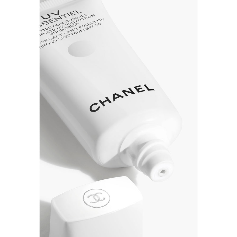 UV ESSENTIEL Complete UV Protection Sunscreen Antioxidant – Anti-Pollution Broad Spectrum SPF 50