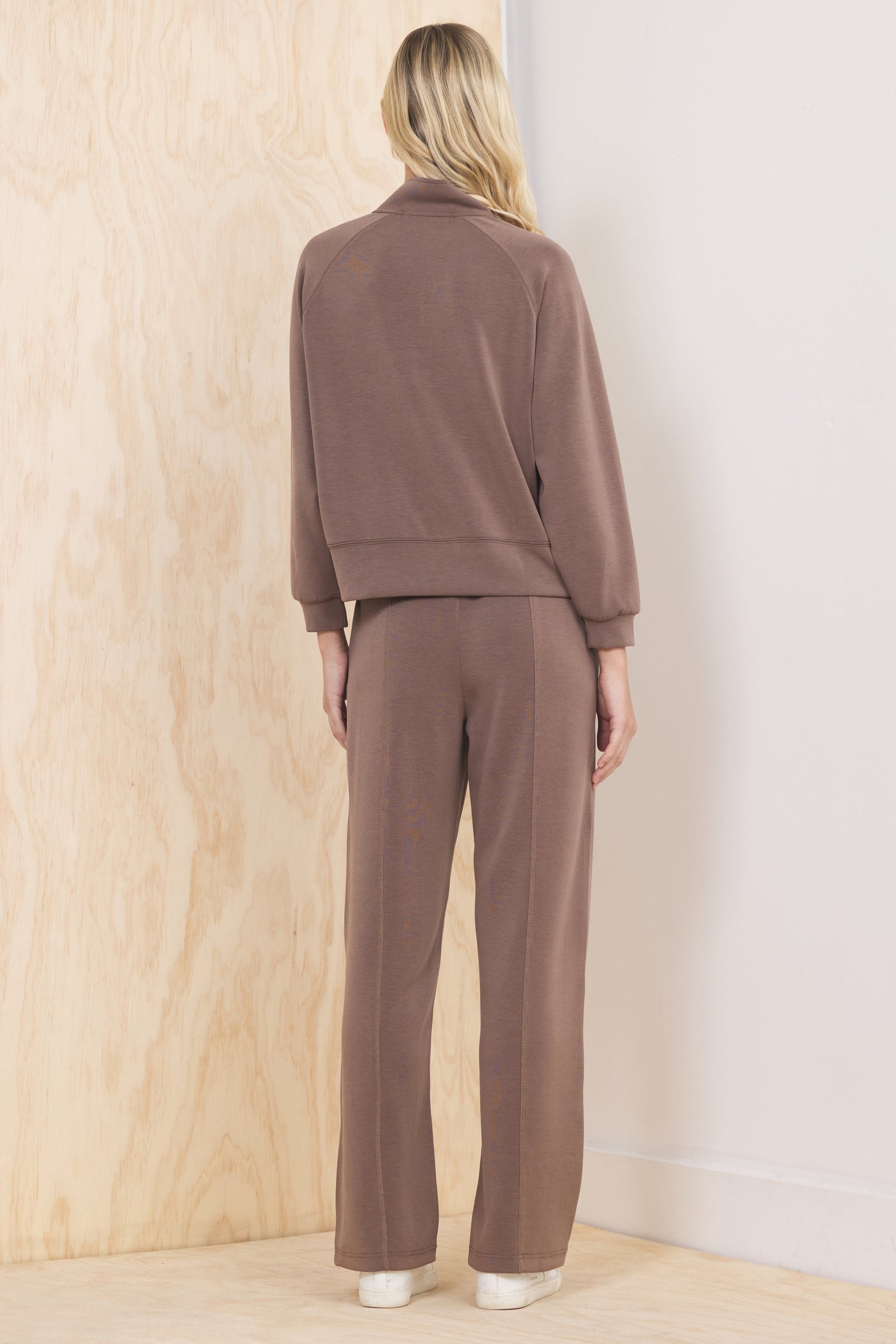 Java Vintage Havana Luxe Cloud Henley Pullover