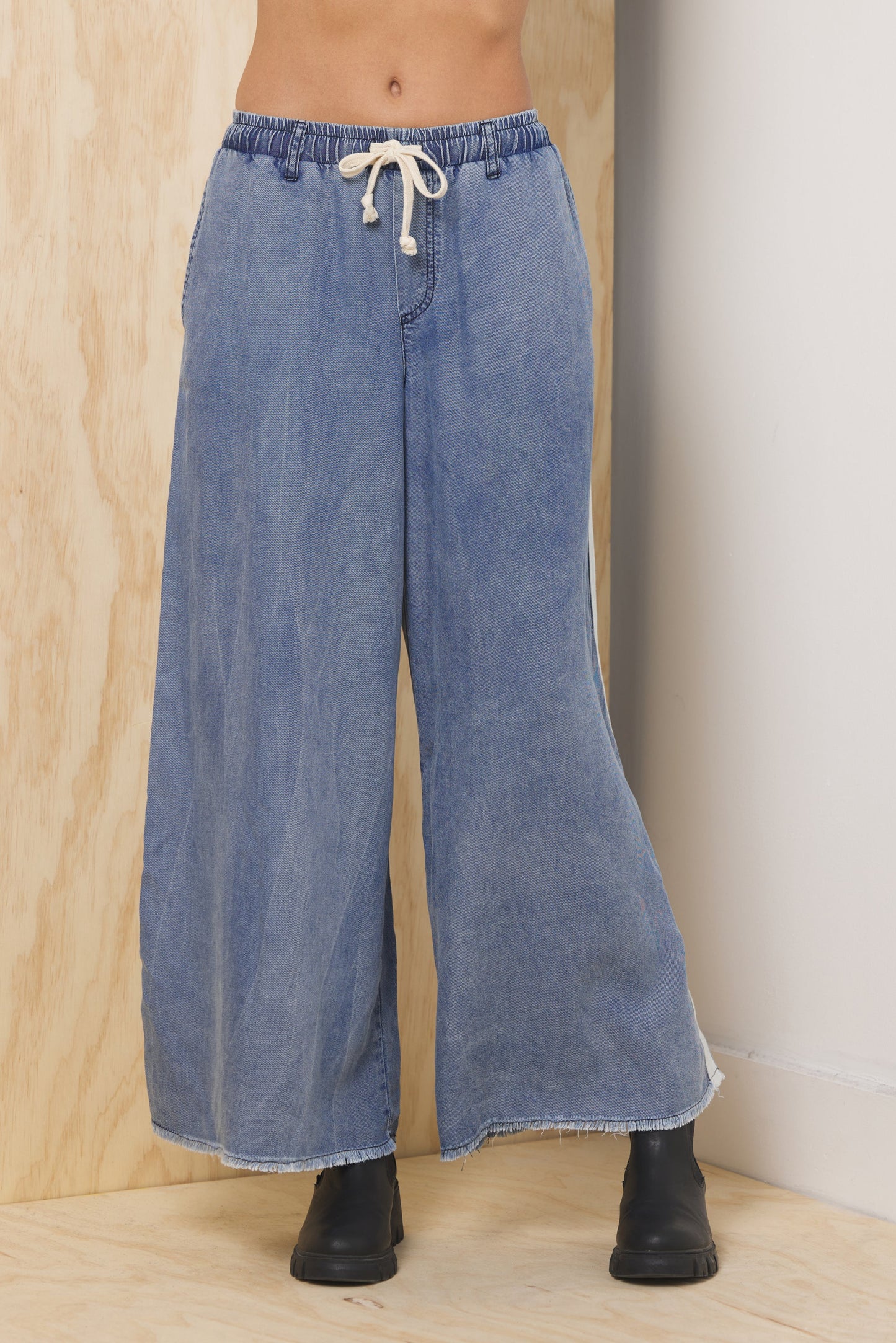 Vintage Havana Washed Denim Tencel 2-Piece Set