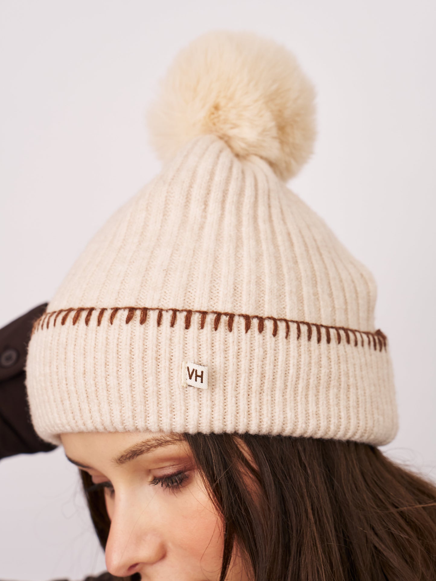 Ivory/Tan Vintage Havana RIBBED POMPOM BEANIE - IVORY/TAN