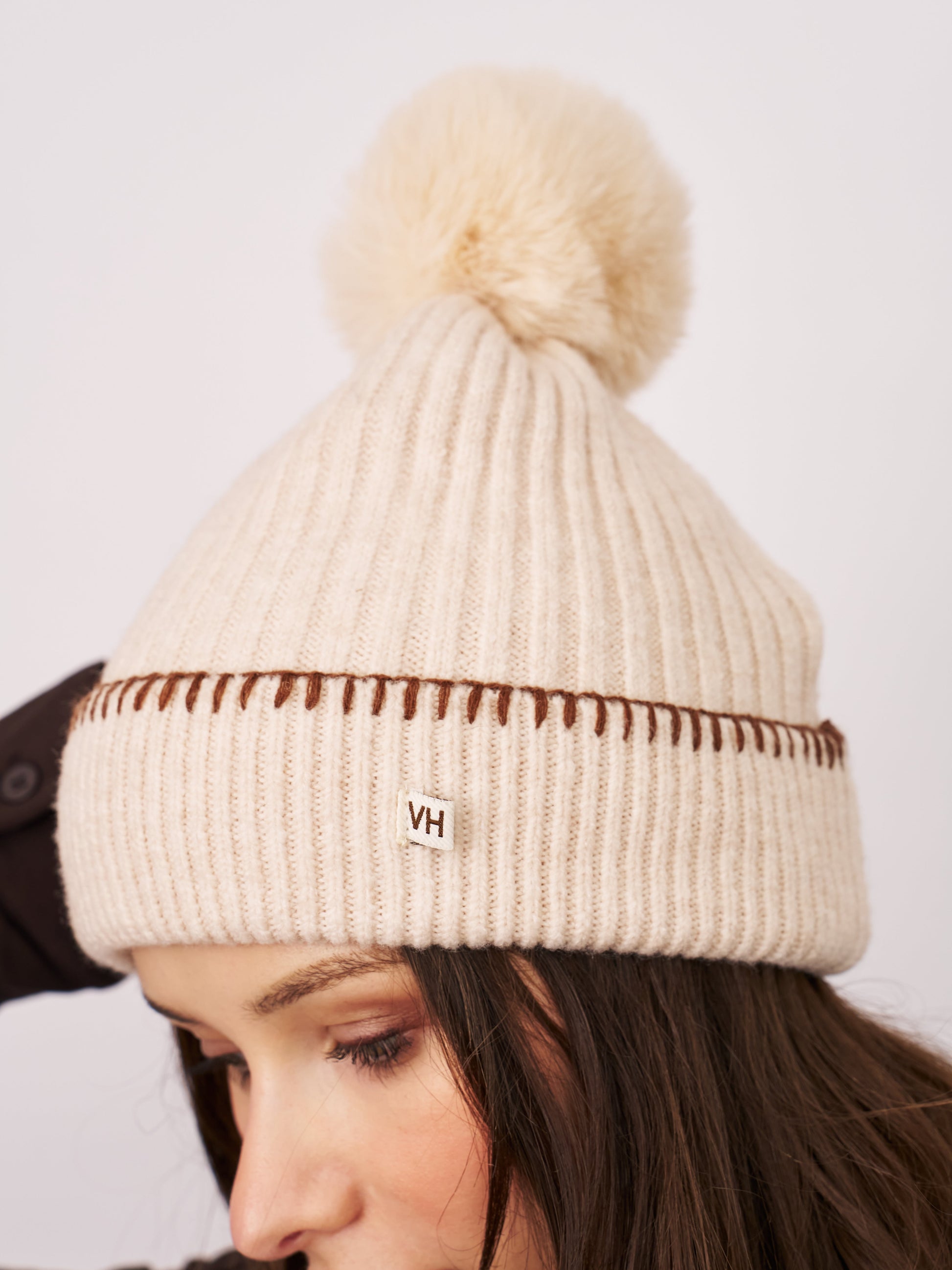 Ivory/Tan Vintage Havana RIBBED POMPOM BEANIE - IVORY/TAN